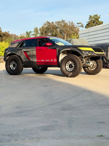 Side view of the Velar prerunner with printed fenders, quarter panels and rockers on the car
