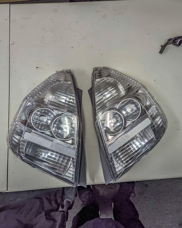 Honda Fit Clear Tail Lights (GD3, 07-08) (COMPLETE) – Illumaesthetic